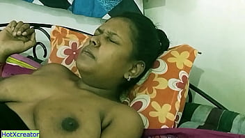 Young Indian boy enjoys sex with hotel maid for cash! Amateur Desi sex