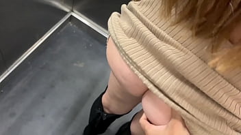 Amateur couple caught having sex in public elevator